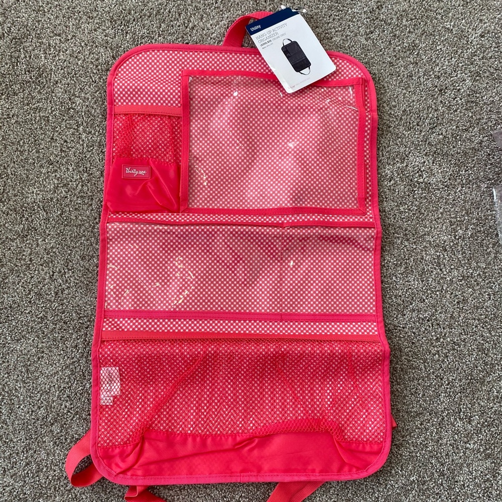 Thirty-One Hang-Up Activity Organizer in Coral